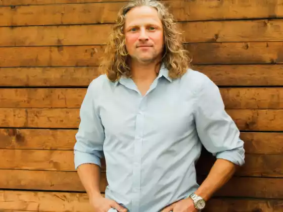 James Keegan,
                            Health & Wellness, Spirituality, Health & Wellness
                            Expert at Simposio sul solstizio d'estate